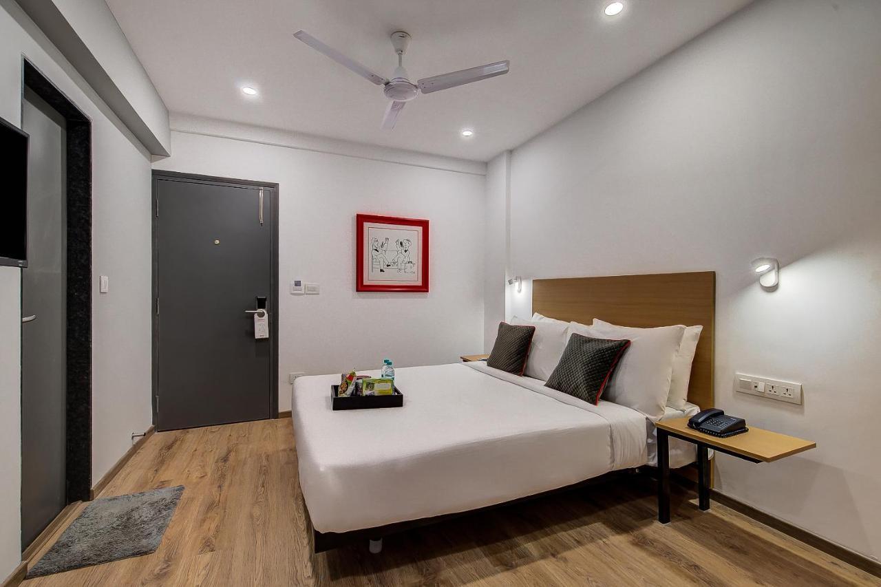 Hotel Unicontinental Βομβάη Εξωτερικό φωτογραφία