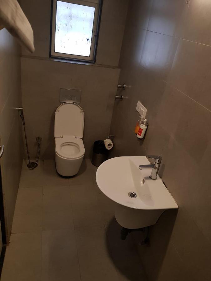 Hotel Unicontinental Βομβάη Εξωτερικό φωτογραφία
